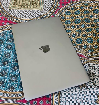 MacBook Pro 2020 i7 16 gb ram and 512 ssd for sale