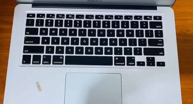 Macbook Air 2017 Core i7. 8/256 For Sale