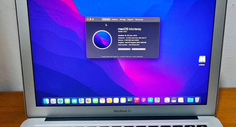 Macbook Air 2017 Core i7. 8/256 For Sale