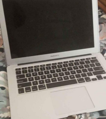 Macbook air 2017 for sale