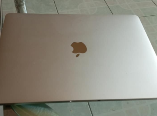 Macbook pro 2017 for sale