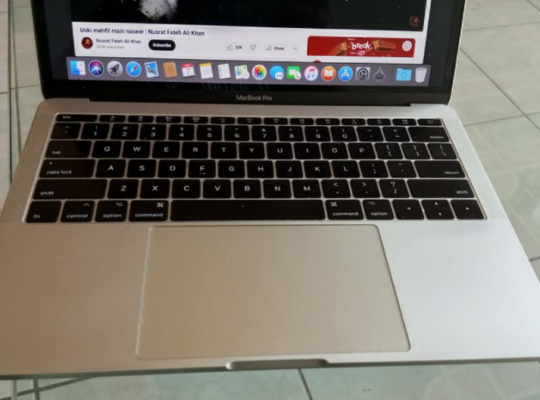 Macbook pro 2017 for sale