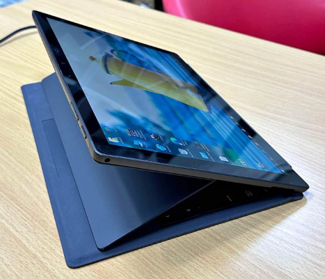 Microsoft surface pro 7 Display touch 2.7k resolut