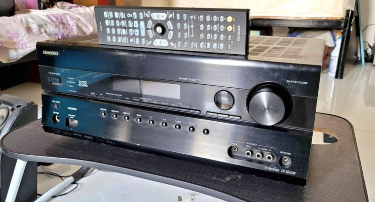 ONKIYO TX-SR608 AVR WITH ORGINAL ONKIYO REMOTE