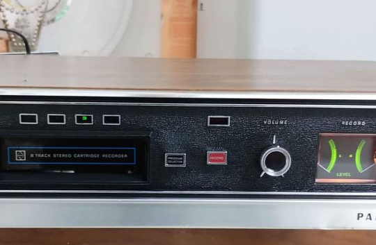 Vintage Panasonic RS-803US 8-Track Stereo Player &