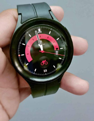Samsung watch 5 pro with orginal charging cable fo