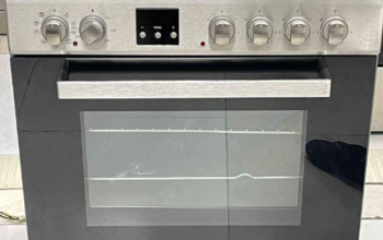 Whirlpool 4 hobs Electric cooker creamic for sale