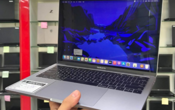 MacBook Pro, i7 16GB/1TB With TouchBar For Sale