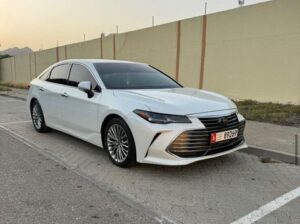 Toyota Avalon limited 2022 Gcc full option for sal