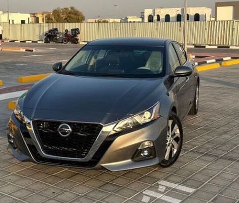 Nissan Altima 2020 base option USA imported