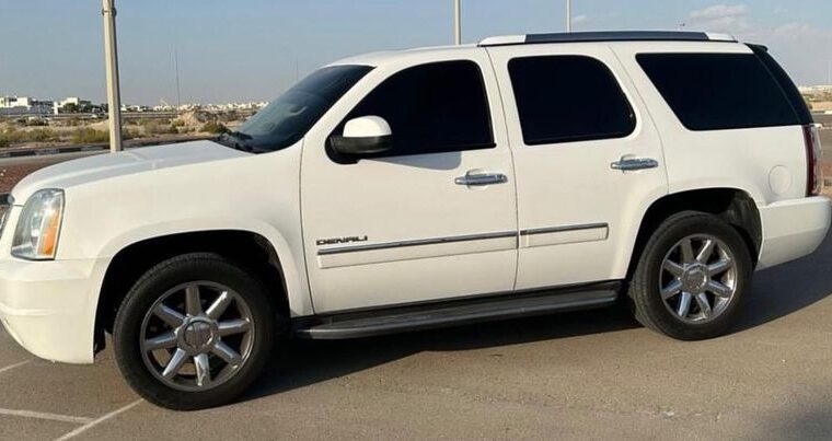 GMC Yukon Denali 2012 Gcc full option for sale