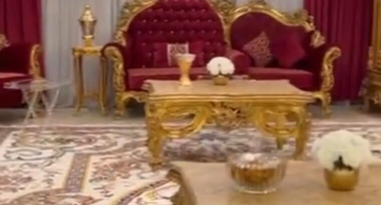 للبيع جلسة ل20 شخص خشب زان