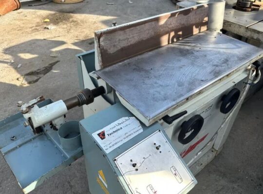 Wood workers machine For Sale