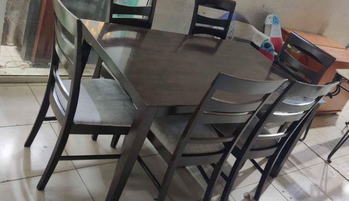 6 chairs dining set for sale