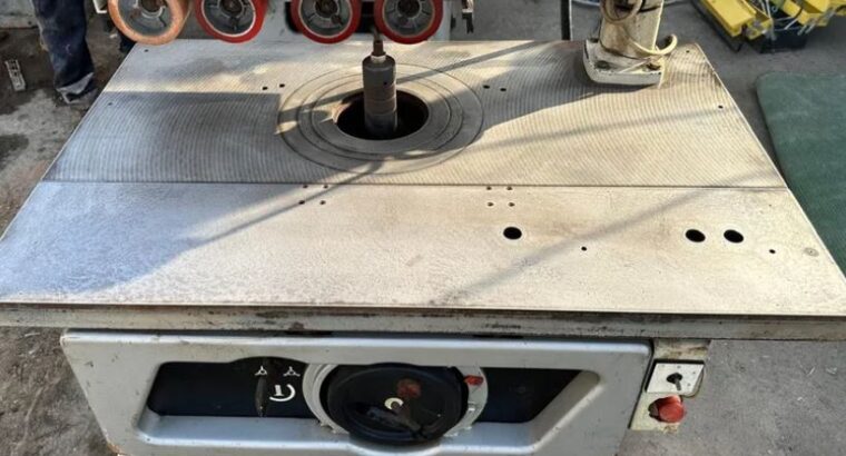 Wood workers machine For Sale