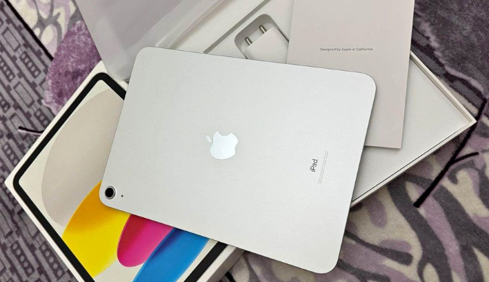 APPLE IPAD 10th Generation 64gb For Sale