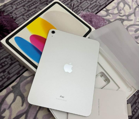 APPLE IPAD 10th Generation 64gb For Sale