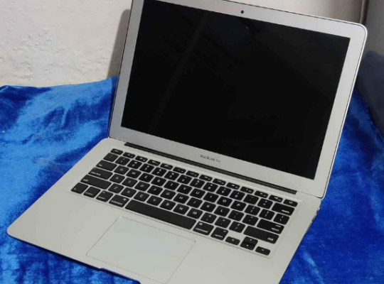 Apple MacBook Air For Sale