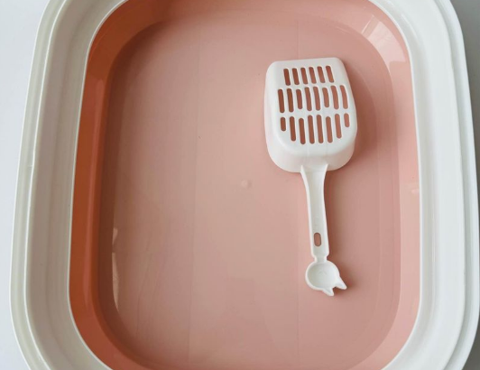PINK CUTE & BROAD LITTER BOX FOR SALE