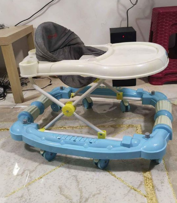 Baby walker For Sale