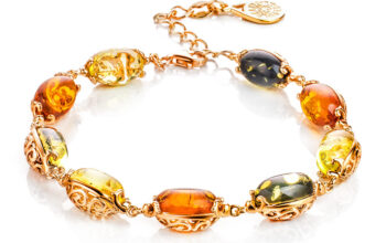 Beautiful exquisite Casablanca bracelet For Sale