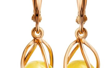 Bright gold-plated earrings For Sale