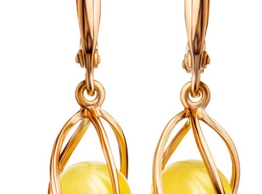 Bright gold-plated earrings For Sale