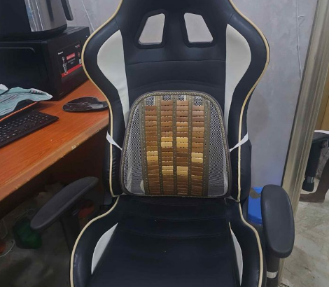 Computer table and gaming chair for sale