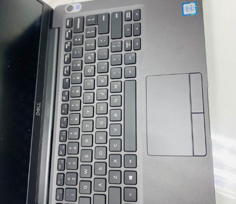 Dell 7400 core i5 8th generation for sale
