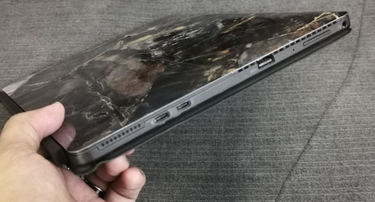 Dell 2 in 1 laptop Tablet windows Core i7/16/512