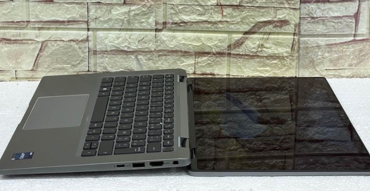 Dell latitude 7430 2in1 touch x360 Core i7 For Sal