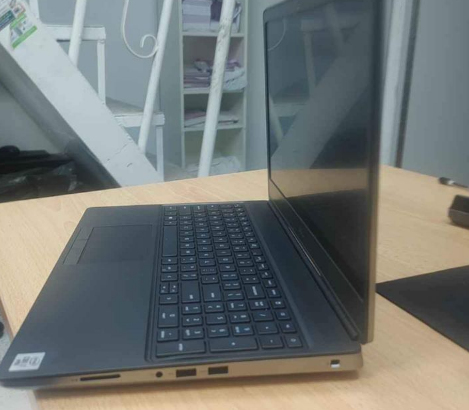 Dell precision 7550 workstation For Sale