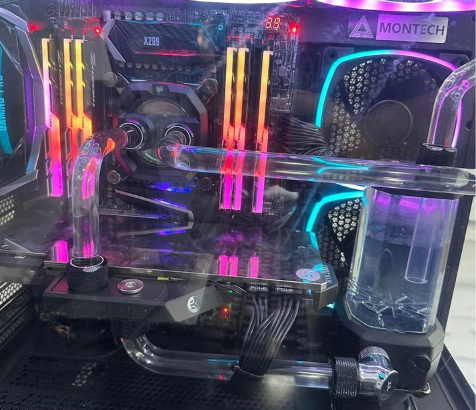 GAMING PC WITH LIQUID WATER COOLER FOR SALE