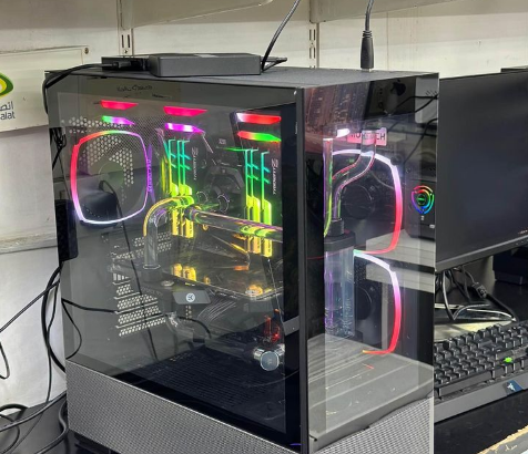 GAMING PC WITH LIQUID WATER COOLER FOR SALE