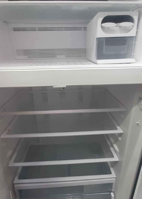 Hitachi 4door refrigerator for sale