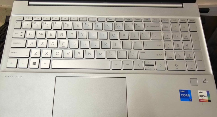 Hp laptop Skin touch walk For Sale