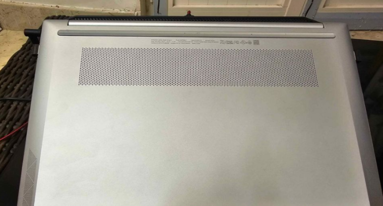 Hp laptop Skin touch walk For Sale