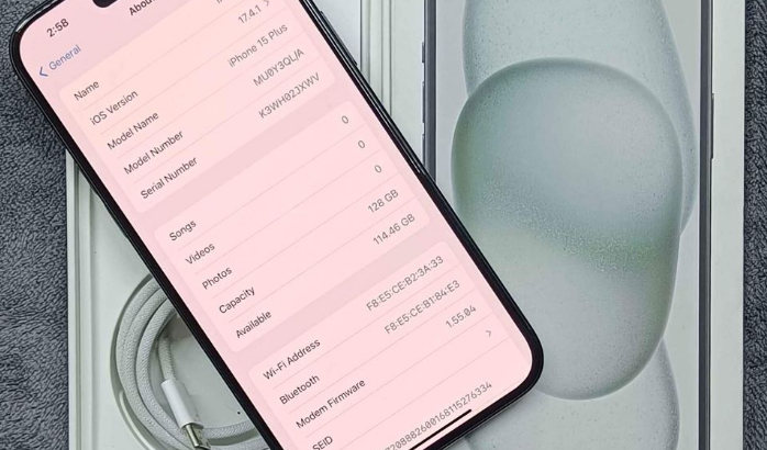 iPHONE 15 PLUS BLACK 128GB FOR SALE