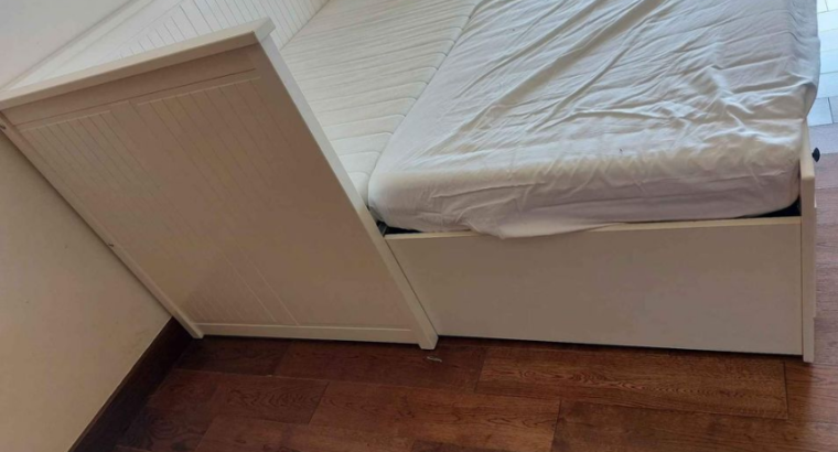 IKEA daybed include mattress for sale
