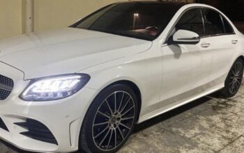 Mercedes C200 full option 2020 Gcc for sale