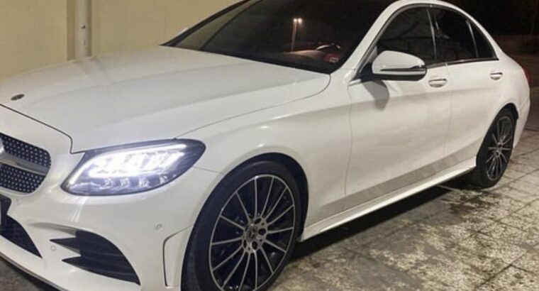 Mercedes C200 full option 2020 Gcc for sale