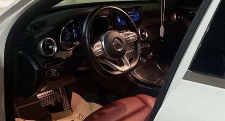 Mercedes C200 full option 2020 Gcc for sale
