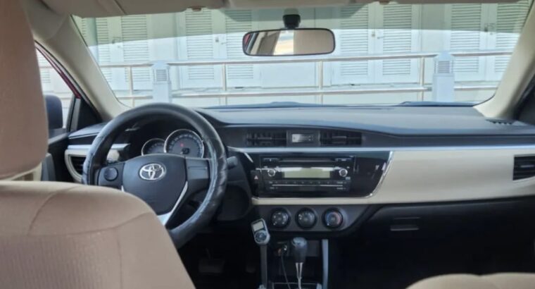 Toyota Corolla 2015 Gcc mid option for sale