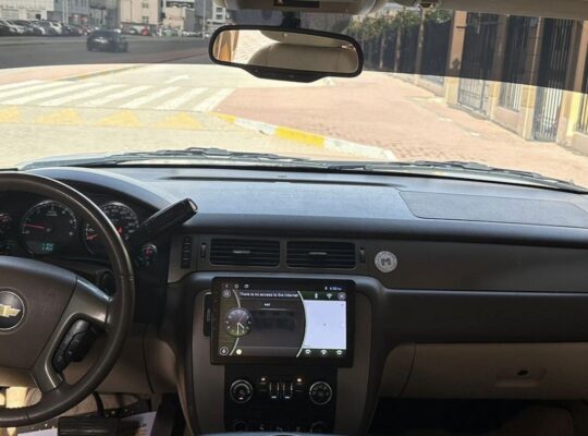 Chevrolet Tahoe 2013 base option Gcc for sale