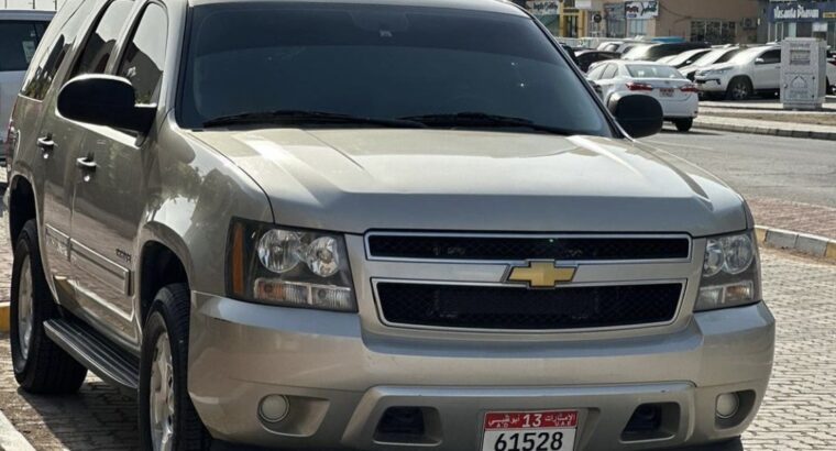 Chevrolet Tahoe 2013 base option Gcc for sale