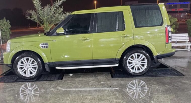 Land Rover LR4 full option 2015 Gcc for sale
