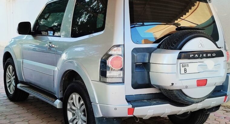 Mitsubishi Pajero coupe 2014 full option for sale
