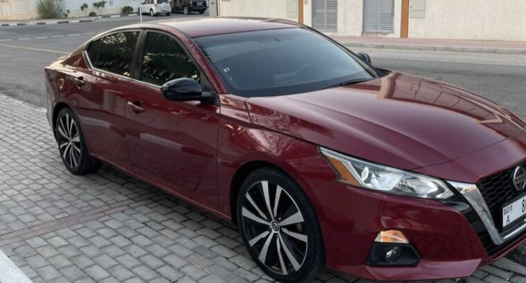 Nissan Altima SR 2019 USA imported for sale