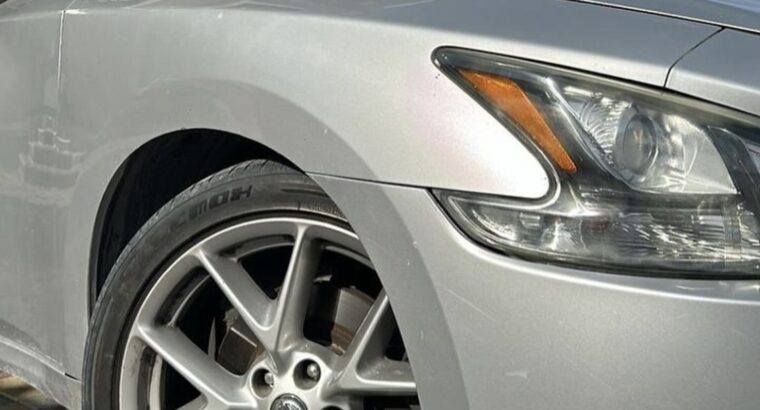Nissan maxima 2011 Gcc full option for sale