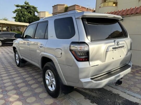 Toyota 4Runner 2016 SR5 in good condition for sale